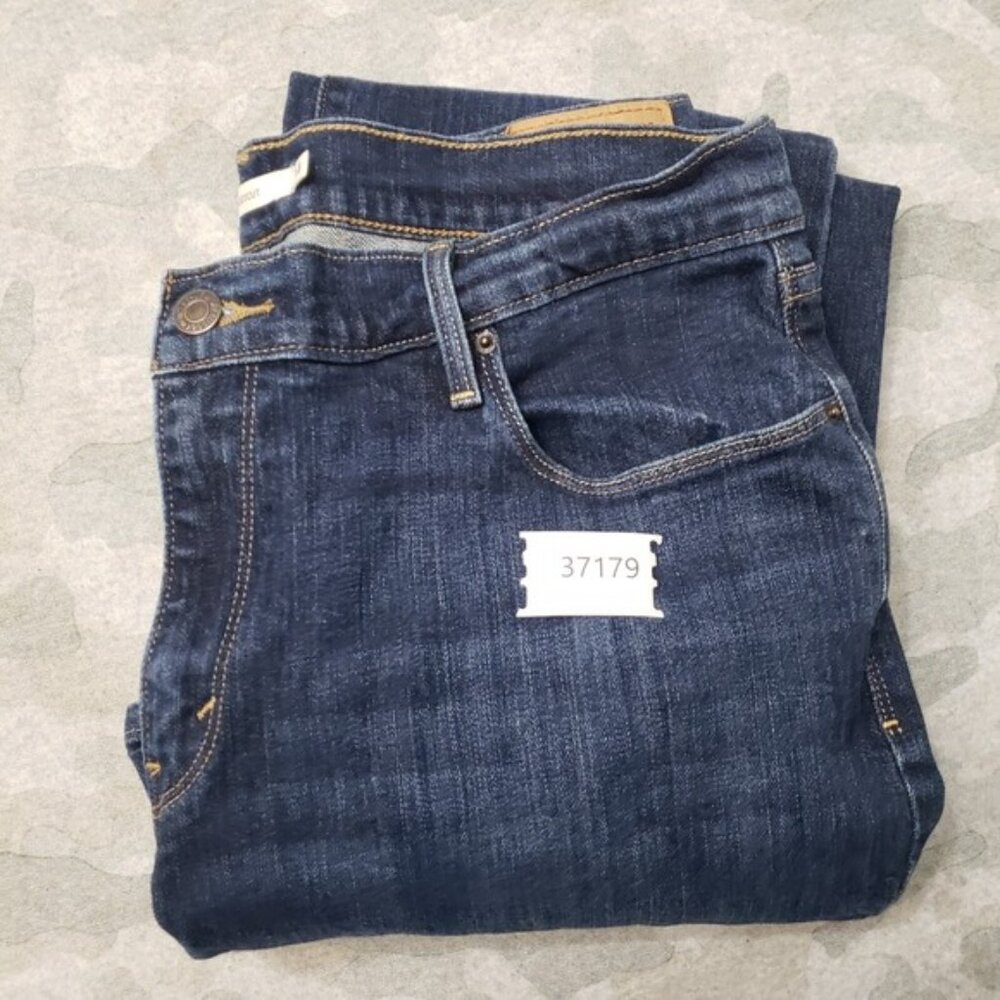 Levi s 515 Jeans Womens 14 Blue Bootcut Denim Dark Wash - Picture 12 of 12